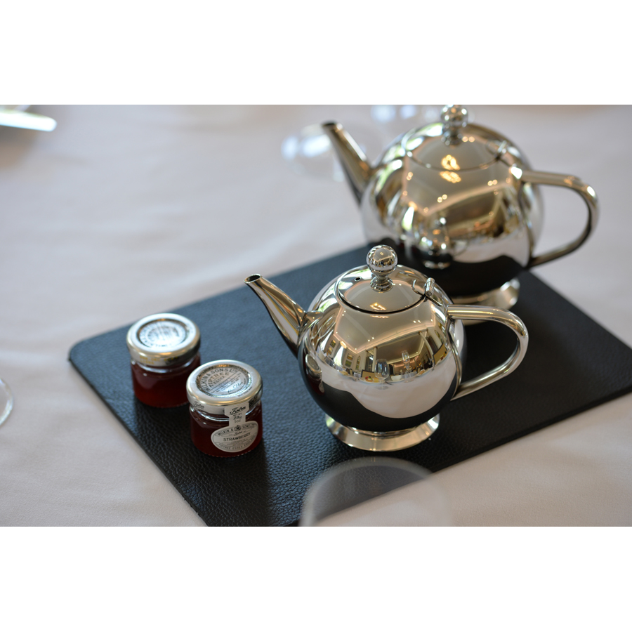 Round Teapot W/Strainer 0.8L